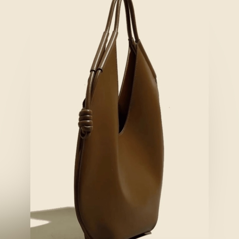🆕 Stylish Hobo Shoulder Tote - Picture 4 of 7